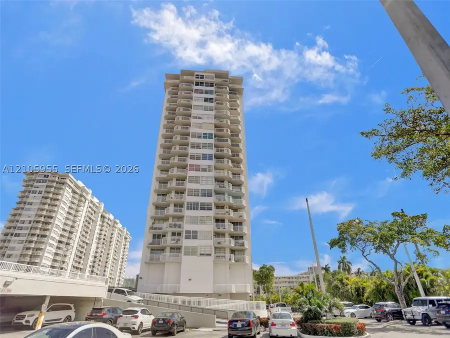 18011 Biscayne #1904, Aventura, FL 33160 - #2