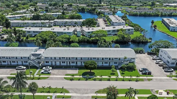 52 NE 204th #8, Miami Gardens, FL 33179