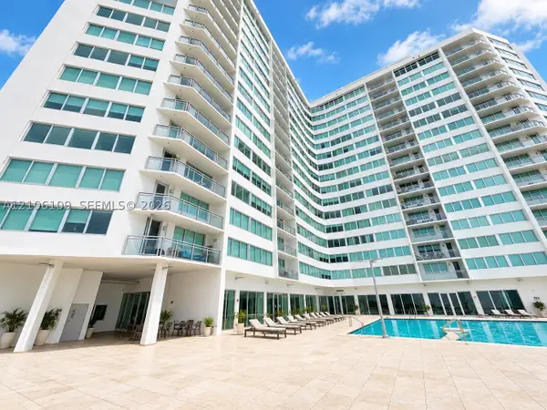 7135 Collins #1221, Miami Beach, FL 33141