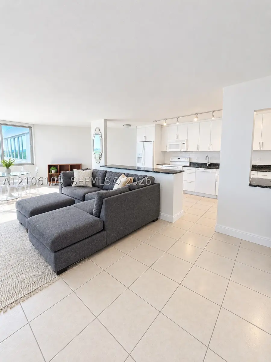 7135 Collins #1221, Miami Beach, FL 33141 - #2