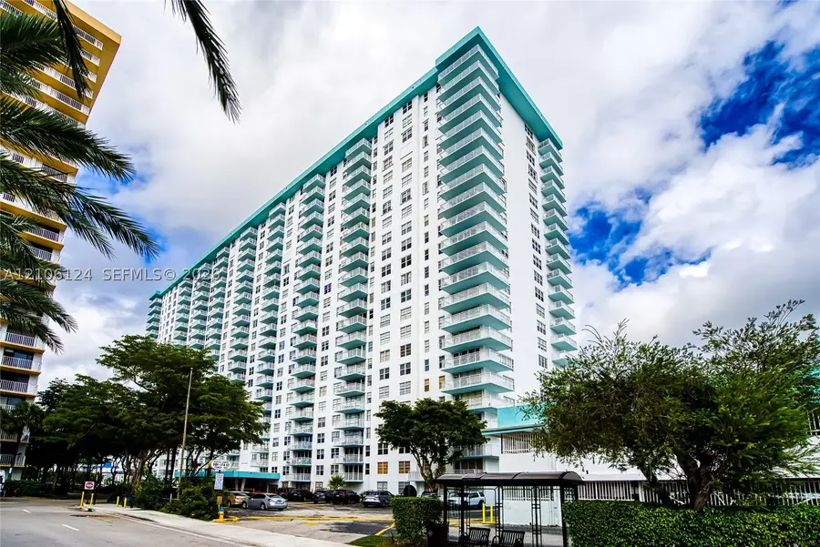 301 174th #2208, Sunny Isles Beach, FL 33160 - #2