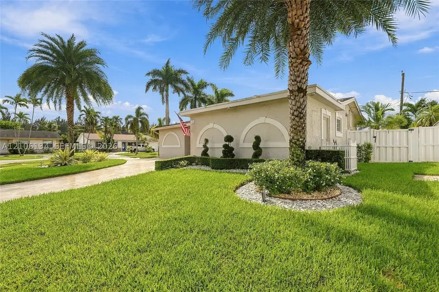 11360 NW 46th, Sunrise, FL 33323 - #2