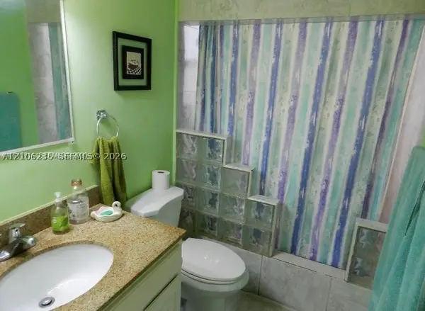 5495 NW 10th #208, Plantation, FL 33313