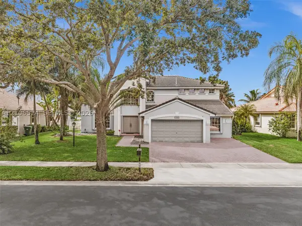 2048 NW 126th, Pembroke Pines, FL 33028