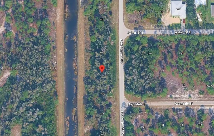 908 Anaconda, Lehigh Acres, FL 33974 - #2