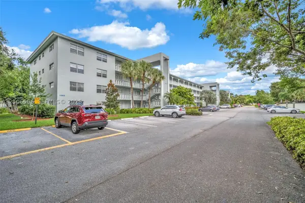 2505 Antigua #E4, Coconut Creek, FL 33066
