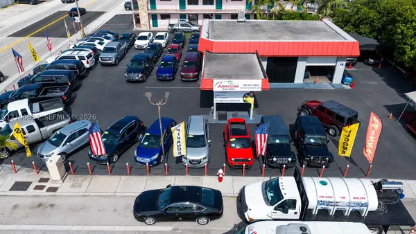 900 Palm, Hialeah, FL 33010