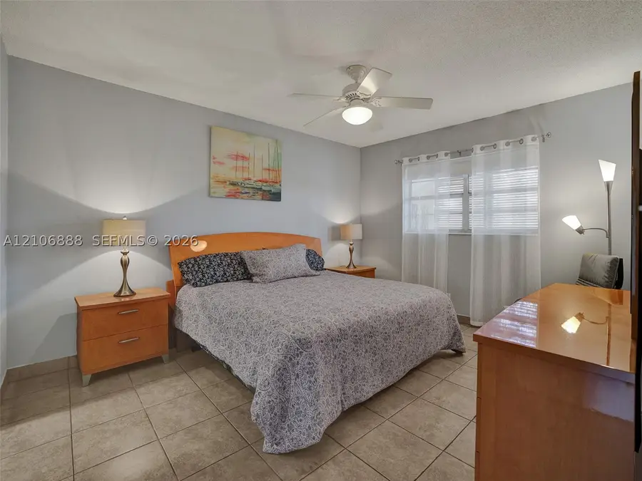 3506 NW 49th #508, Lauderdale Lakes, FL 33319 - #2