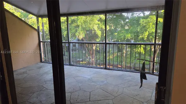450 Commodore #311, Plantation, FL 33325