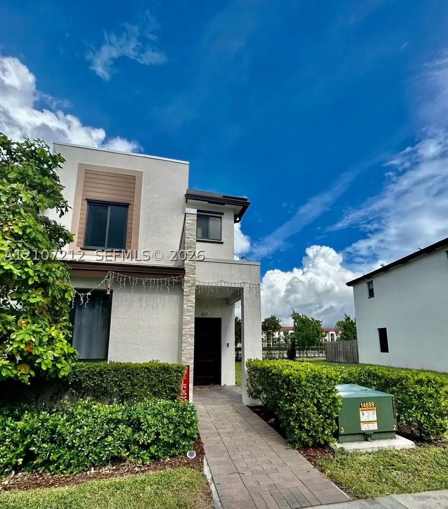 613 NE 208th #613, Miami, FL 33179 - #1