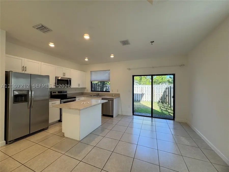 613 NE 208th #613, Miami, FL 33179 - #3