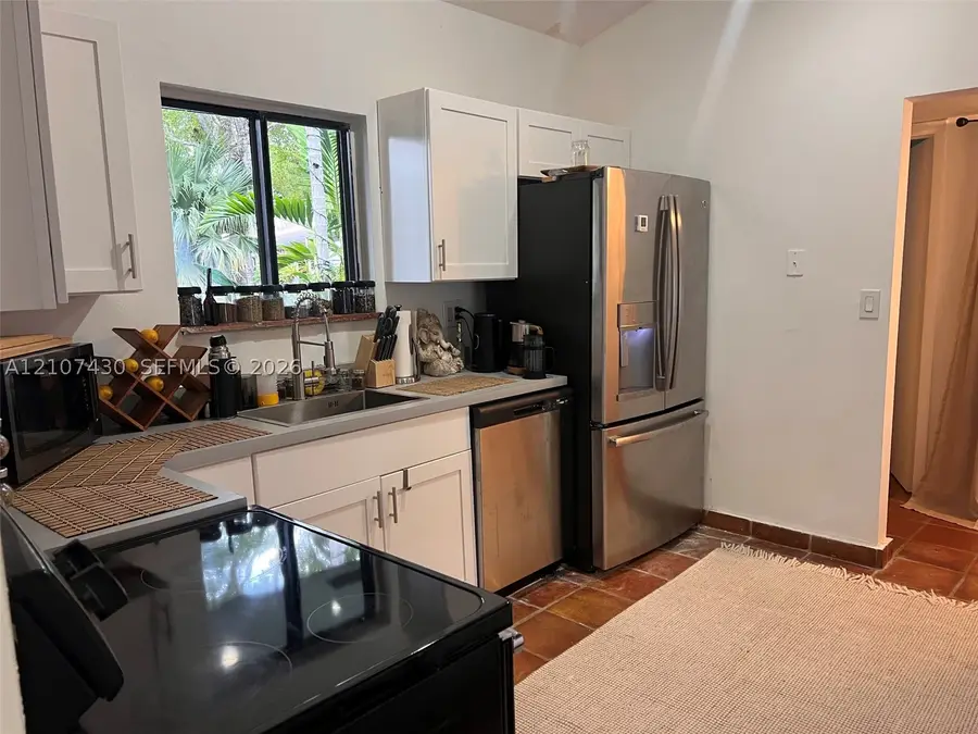 Address Withheld By Seller, Miami, FL 33179 - #2