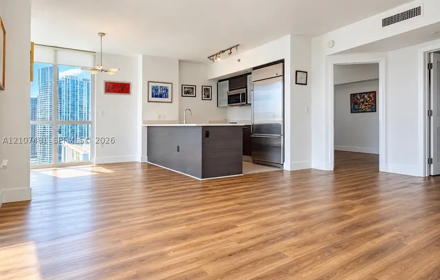 55 SE 6th #2802, Miami, FL 33131 - #2