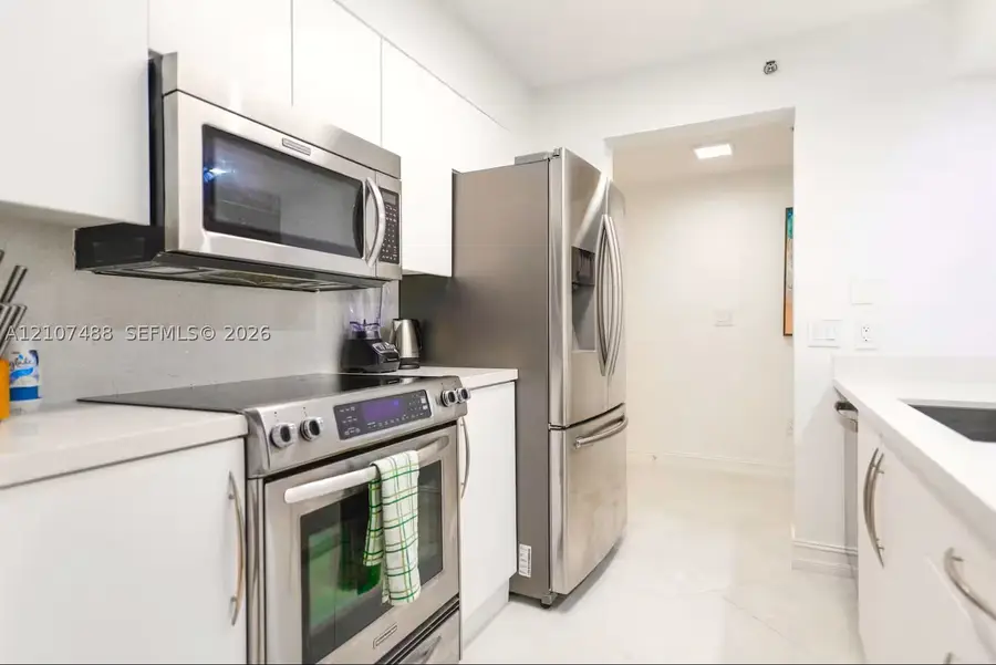 1200 Brickell Bay #2901, Miami, FL 33131 - #3
