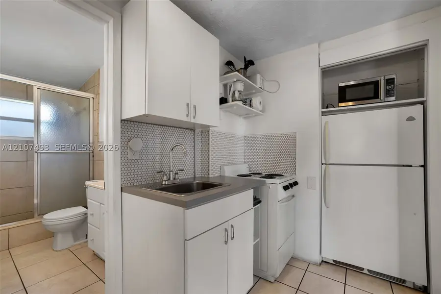 2645 NE 32nd, Fort Lauderdale, FL 33306 - #2