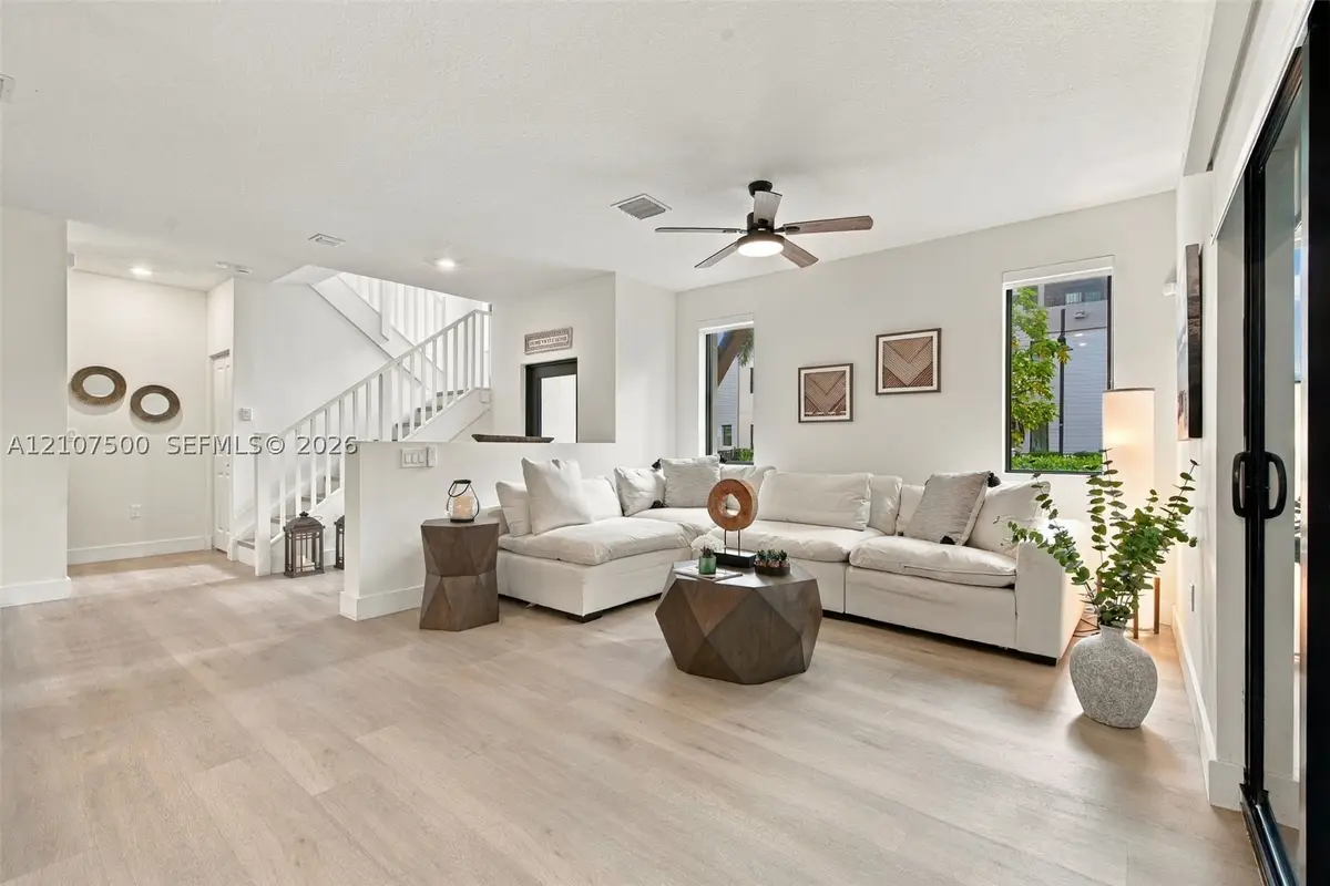 4274 NW 83rd, Doral, FL 33166 - #1