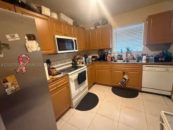 2832 Fillmore #15, Hollywood, FL 33020