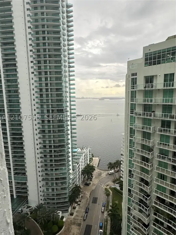 170 SE 14th #2301, Miami, FL 33131