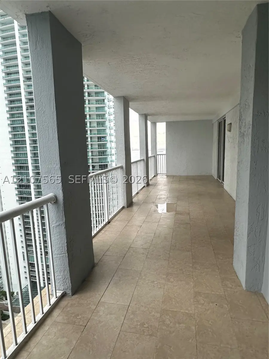 170 SE 14th #2301, Miami, FL 33131 - #3