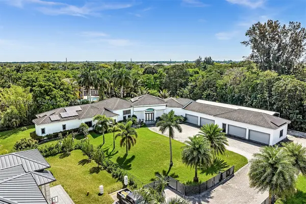 1540 SW 115th, Davie, FL 33325