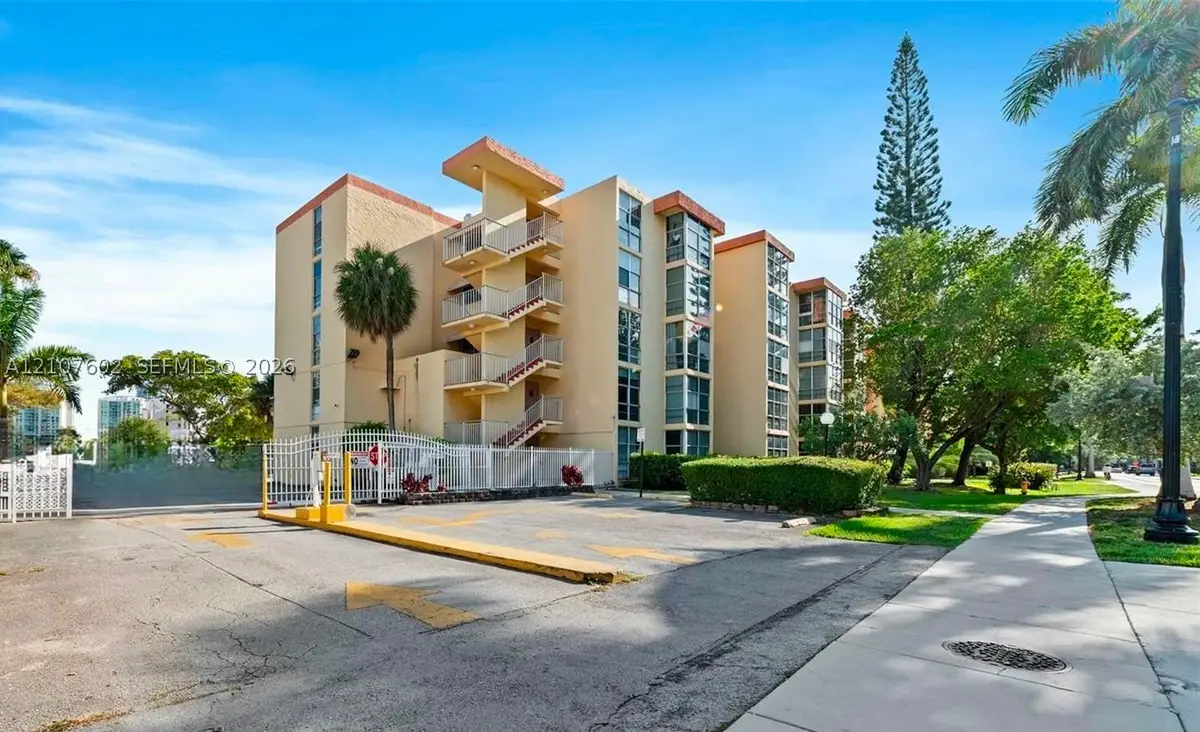 210 172nd #542, Sunny Isles Beach, FL 33160 - #1