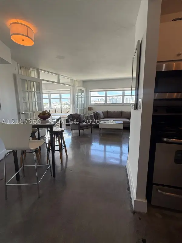 1881 Washington #10C, Miami Beach, FL 33139