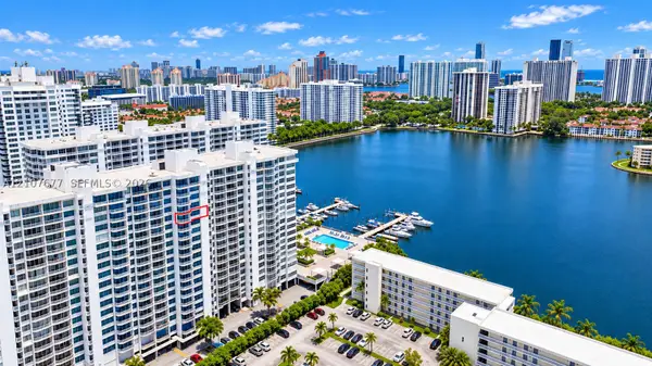 18031 Biscayne #1803, Aventura, FL 33160