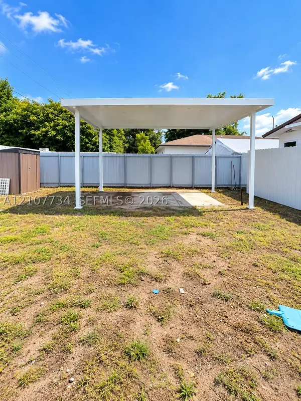 3080 NW 48th, Miami, FL 33142