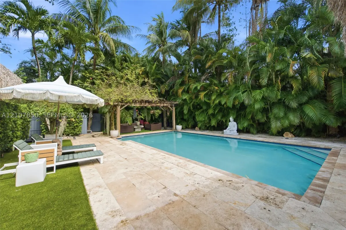 990 NE 72nd, Miami, FL 33138 - #1