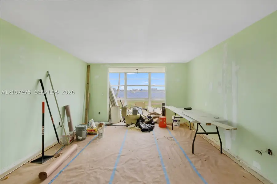 2910 Point East #M108, Aventura, FL 33160 - #2