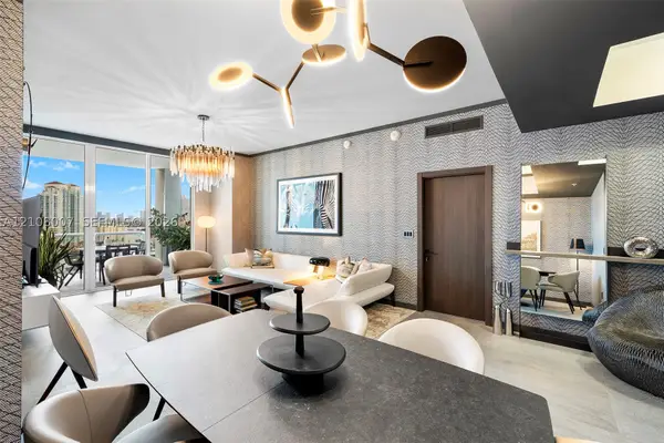 50 S Pointe #1805, Miami Beach, FL 33139
