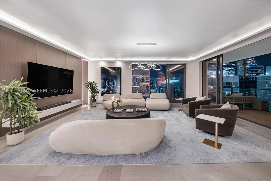 68 SE 6th #3711, Miami, FL 33131 - #3