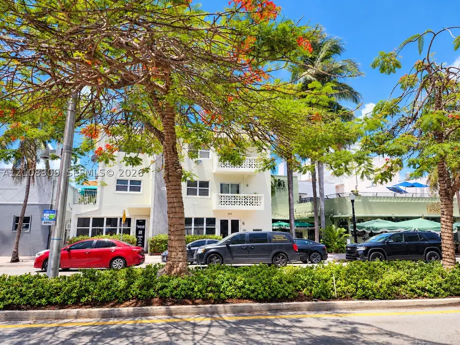 524 Washington #203, Miami Beach, FL 33139 - #3