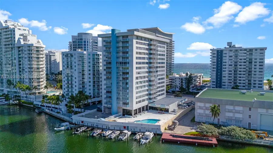 5838 Collins #2B, Miami Beach, FL 33140 - #3