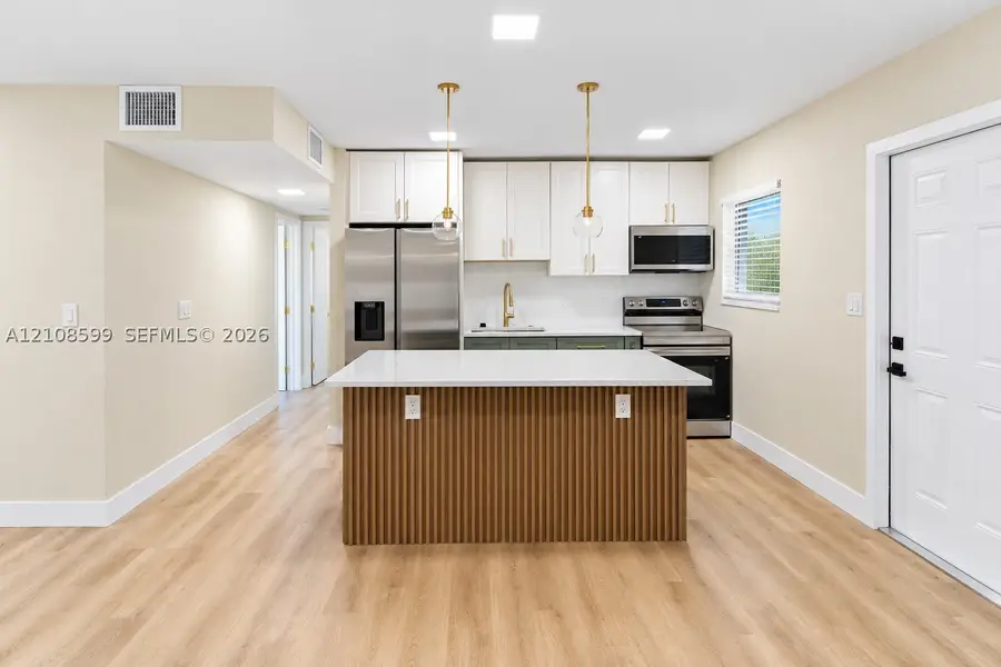 948 NW 14th, Fort Lauderdale, FL 33311 - #3