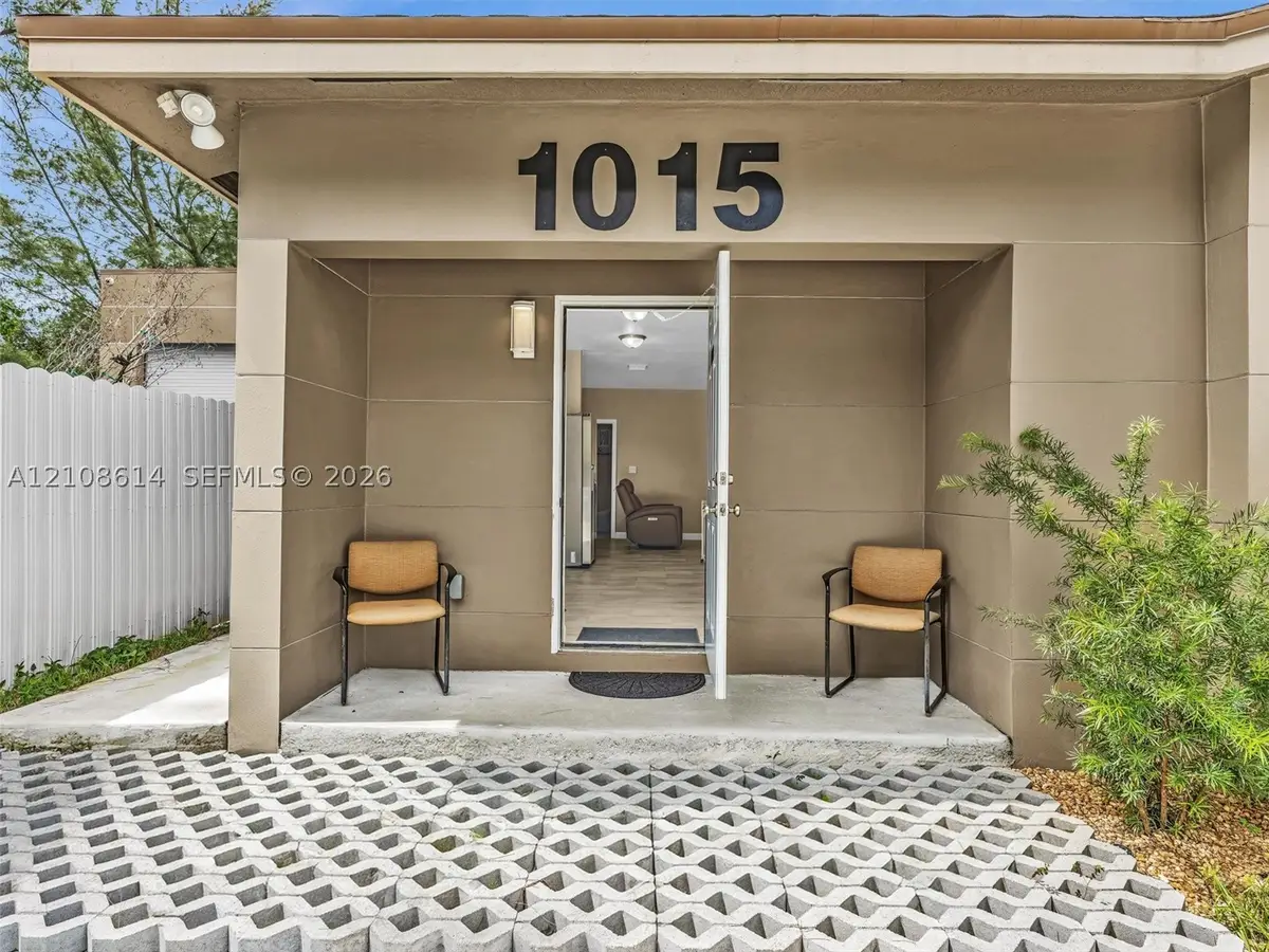 1015 NW 8th, Fort Lauderdale, FL 33311 - #1