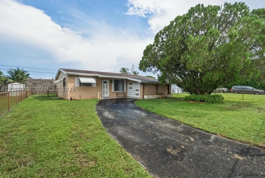 531 N 70th, Hollywood, FL 33024 - #1