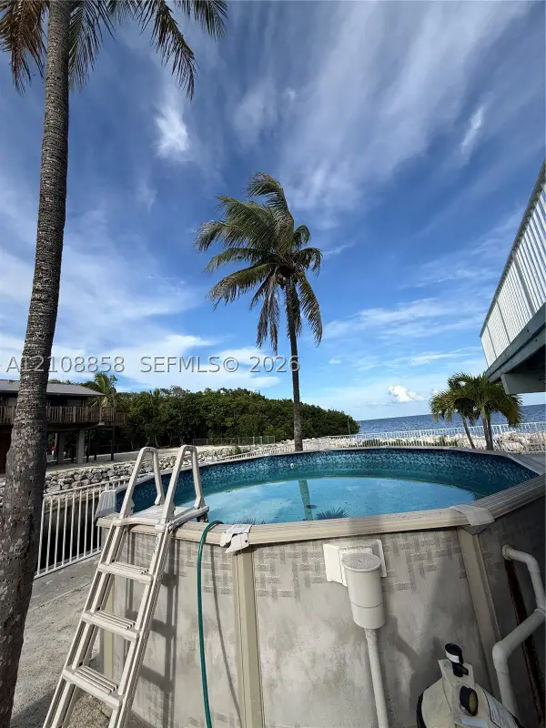 172 Valois, Key Largo, FL 33037