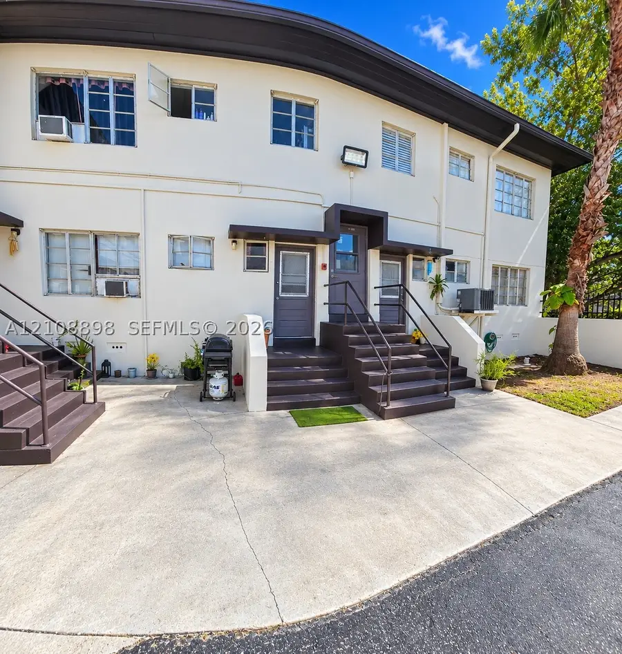 8300 Crespi #3, Miami Beach, FL 33141 - #2