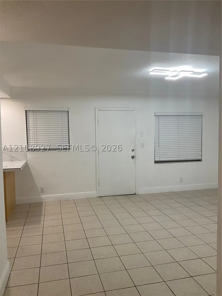 110 SE 2nd #110, Hallandale, FL 33009 - #3