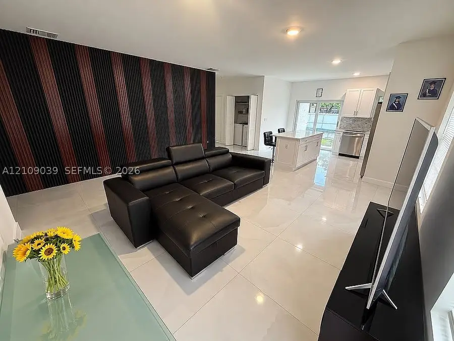 22066 Miami, Miami, FL 33170 - #2