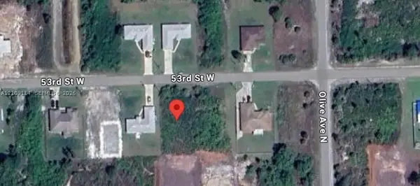 3207 53rd St W, Lehigh Acres, FL 33971