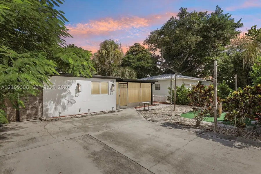 905 NE 5th, Pompano Beach, FL 33060 - #2