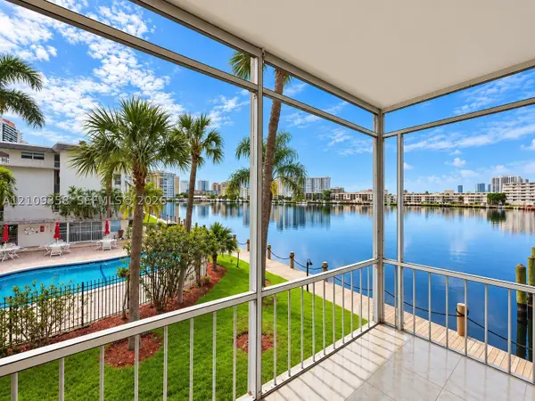 2200 Diana #218, Hallandale, FL 33009