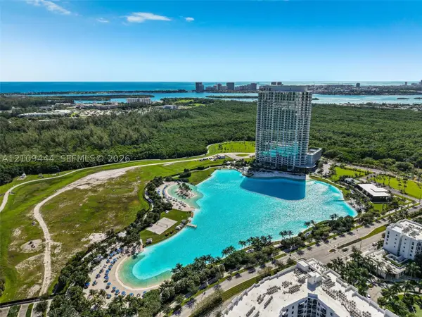 2411 Laguna #2311, North Miami, FL 33180