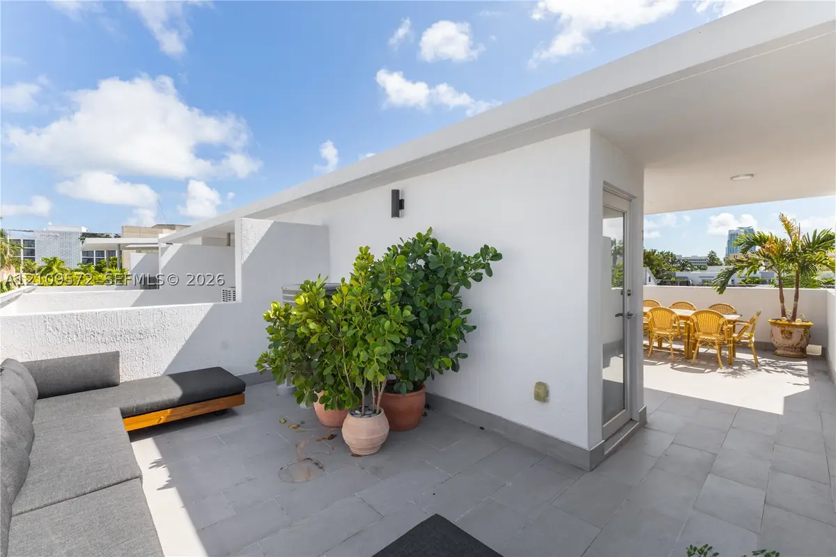 928 Pennsylvania #5, Miami Beach, FL 33139 - #1