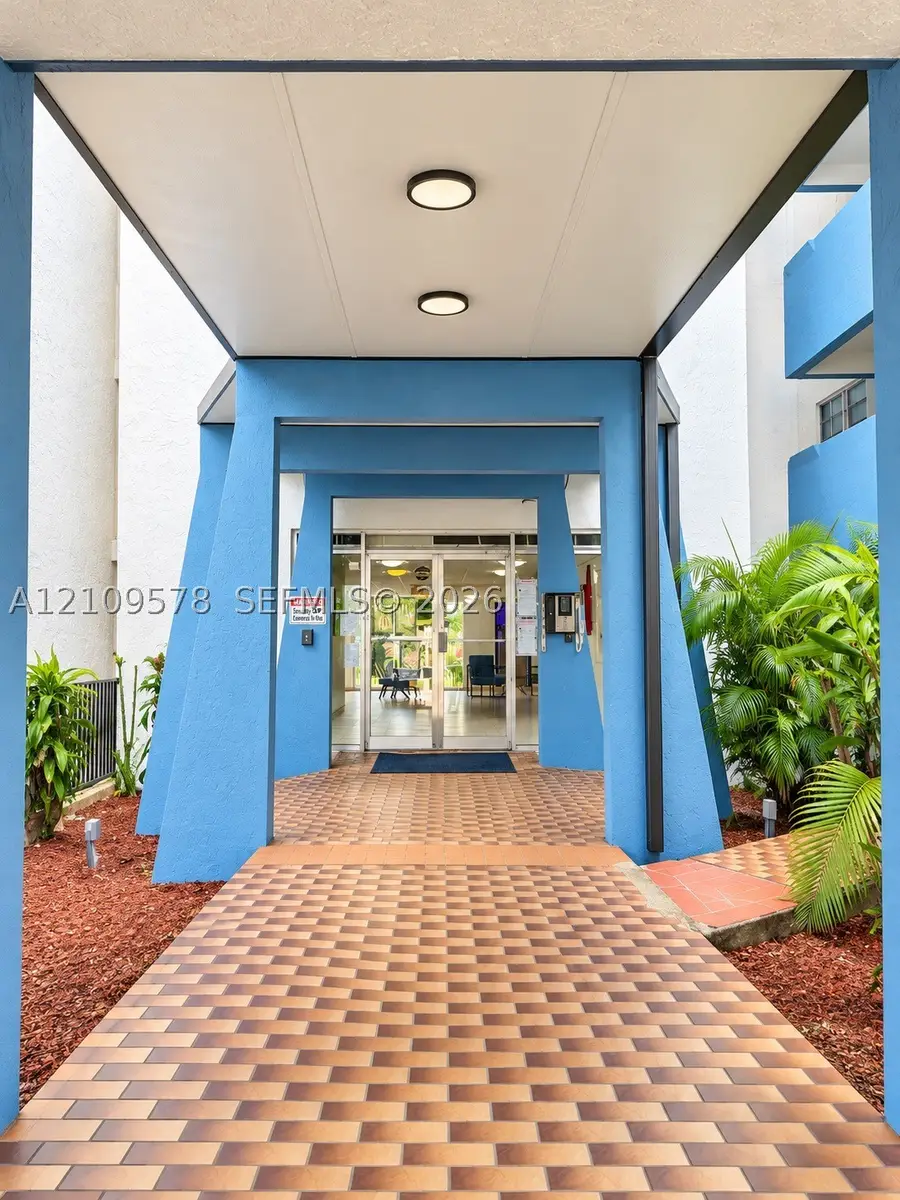 5050 NW 7th #218, Miami, FL 33126 - #3