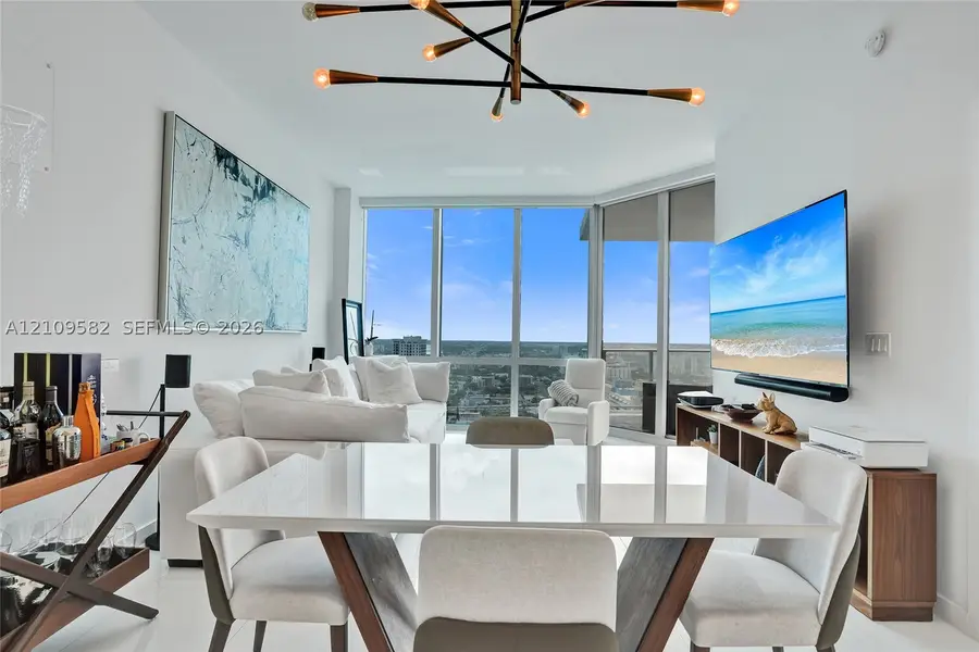 851 NE 1st #3506, Miami, FL 33132 - #2