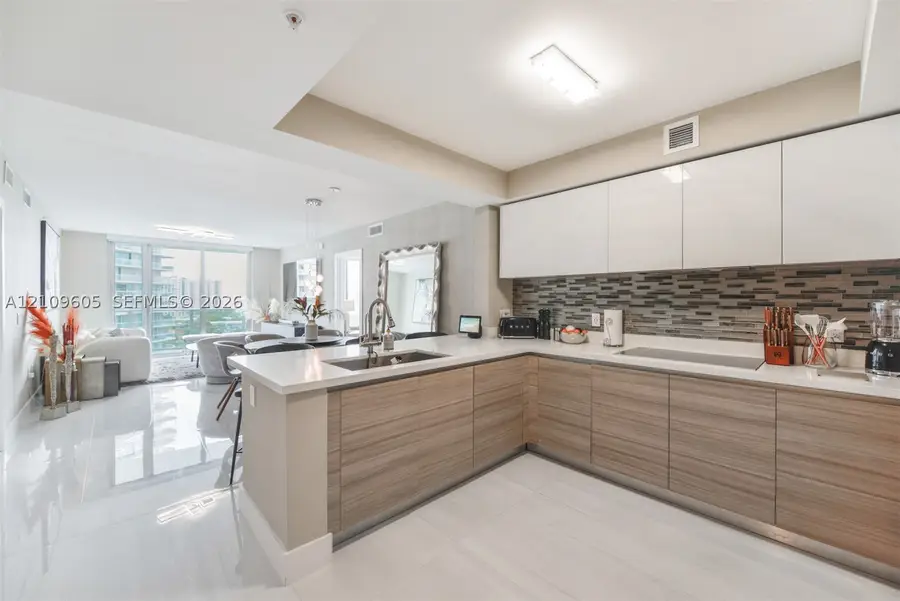 300 Sunny Isles #4-906, Sunny Isles Beach, FL 33160 - #3