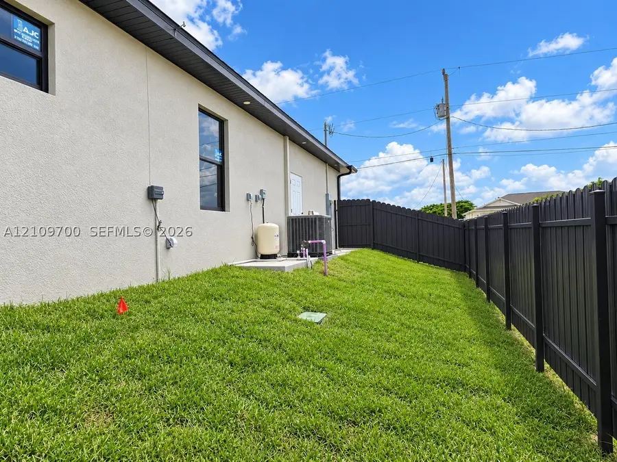 2127 NE 34, Cape Coral, FL 33909 - #2